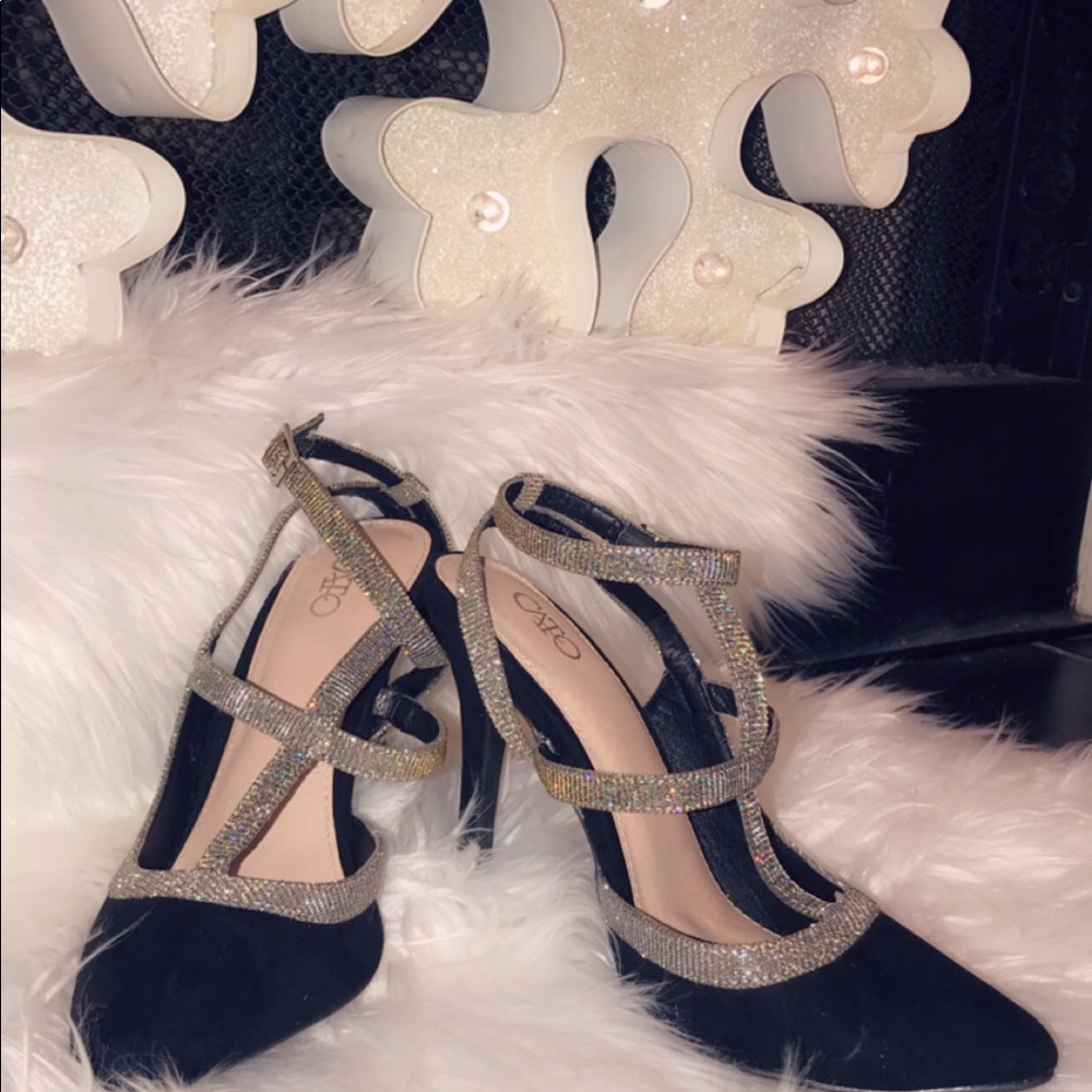 🌟NWOT SUper CuTe Suede Heels 👠 - Picture 3 of 5